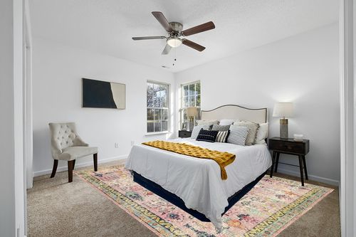Unique Loom Monterey Collection Vintage Bohemian Inspired with Distressed Tribal Design Area Rug, 9 x 12 ft, Pink/Yellow in White and Yellow Modern Bedroom