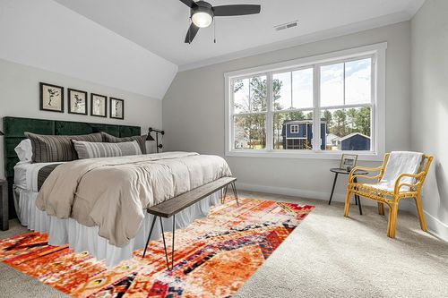 SAFAVIEH Monaco Collection Area Rug - 9' x 12', Orange & Multi, Boho Chic Tribal Distressed Design, Non-Shedding & Easy Care, Ideal for High Traffic Areas in Living Room, Bedroom (MNC222H) in Grey Traditional Bedroom with King Bed