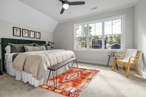 nuLOOM Reda Aztec Bordered Machine Washable Ultra Thin Area Rug, 5' x 8', Burnt Orange in Grey Traditional Bedroom with King Bed