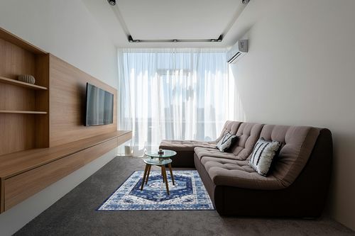 COZYLOOM Ultra-Thin Washable Rug 5x7 Non-Slip Rug Indoor Medallion Distressed Floor Carpet for Living Room Bedroom Oriental Floral Throw Carpet Non-Shedding Foldable Low Pile Floor Cover Blue in Grey Living Room with Brown Couch