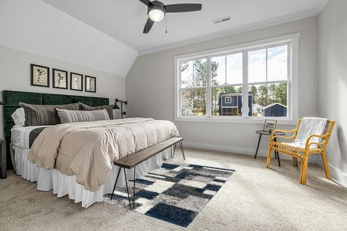 Rugshop Distressed Modern Boxes Plush Shag Area Rug 5' x 7' Navy in Grey Traditional Bedroom with King Bed