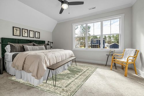 Valenrug Washable Rug 8x10 - Ultra Thin Green Collection Area Rug, Stain Resistant Non-Skid Rugs for Living Room, Antique Bedroom Rugs(8'x10', TPR40-Green) in Grey Traditional Bedroom with King Bed