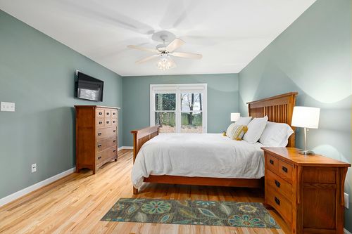 Maples Rugs Reggie Floral Runner Rug Non Slip Hallway Entry Carpet [Made in USA], Multi, 2 x 6 in Teal and Orange Wood Bedroom