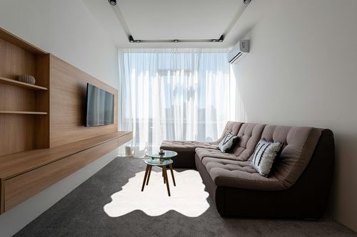 SAFAVIEH Sheep Skin Collection Area Rug - 5' x 8', Natural & White, Handmade Rustic Glam Genuine Pelt, 3.4-inch Thick Ideal for High Traffic Areas in Living Room, Bedroom (SHS211A) in Grey Living Room with Brown Couch
