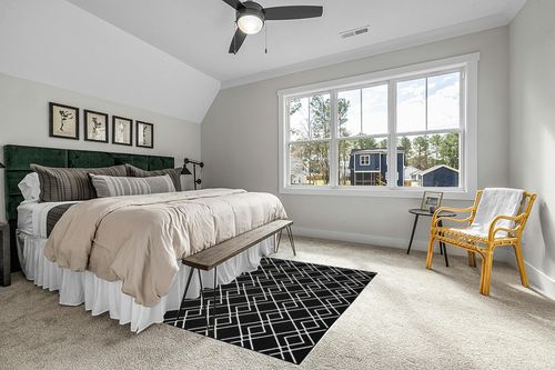 Nourison Modern Lines Modern Geometric Black 5' x 7' Area-Rug, Easy-Cleaning, Non Shedding, Bed Room, Living Room, Dining Room, Kitchen (5x7) in Grey Traditional Bedroom with King Bed
