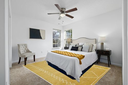 LUXE WEAVERS Daphnes Yellow 8x10 Boho Moroccan Geometric Area Rug 2735 in White and Yellow Modern Bedroom