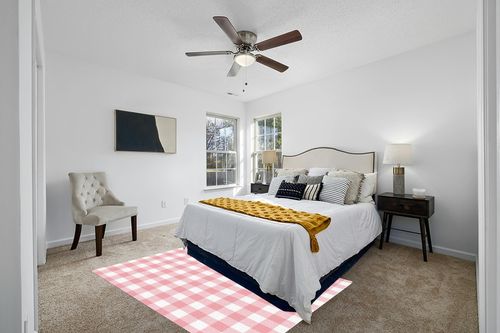 Pink Buffalo Plaid Rug, Fluffy Pink Rug Plush Area Rug, Pink and White Rug, Checkered Rug Living Room Rugs, Area Rugs for Kids Room & Bedroom Decor, Rugs for Living Room, Carpet 5x7ft Rugs for Bedroom in White and Yellow Modern Bedroom