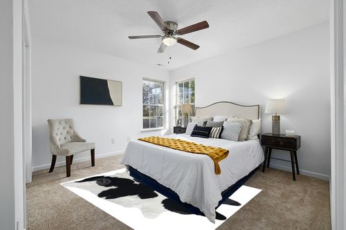 Genuine Black and White Cowhide Rug XL 6 x 7-8 ft. 180 x 240 cm in White and Yellow Modern Bedroom