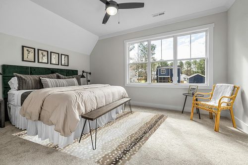 Antelope Handmade Area Rug Cheetah Hand Tufted Wool Animal Print Beige 3x5 5x8 8x10 9x12 2.5x8 (5 feet x 8 feet) in Grey Traditional Bedroom with King Bed