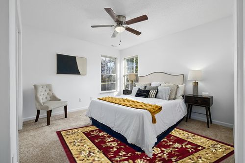 Kas 7312 Cambridge 7-Feet 7-Inch RoundRug in White and Yellow Modern Bedroom
