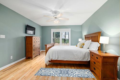 Blue Carpet Non Slip, Fade Resistant, Washable, Durable, Stain Resistant Hallway Runner in Teal and Orange Wood Bedroom