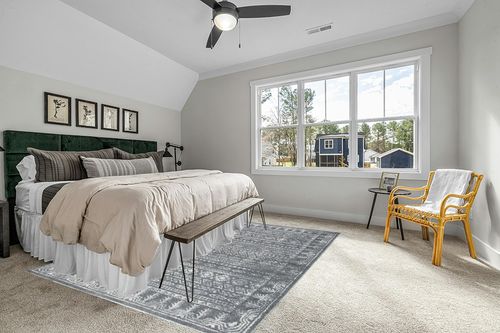 SAFAVIEH Tulum Collection Area Rug - 8' x 10', Dark Grey & Ivory, Moroccan Boho Distressed Design, Non-Shedding & Easy Care, Ideal for High Traffic Areas in Living Room, Bedroom (TUL271F) in Grey Traditional Bedroom with King Bed