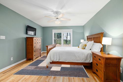 Modern Boxes Design Non-Slip (Non-Skid) Area Rug 8 x 10 (7' 10" x 10') Blue in Teal and Orange Wood Bedroom
