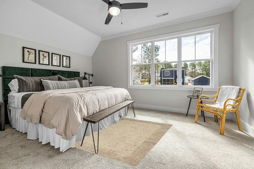 Tufted Wool Beige Area Rug Dovecove Rug Size: Rectangle 5'3" x 7'3" in Grey Traditional Bedroom with King Bed