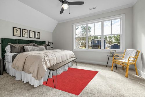 Garland Rug Skyline Shag 5 Ft. x 7 Ft. Area Rug Chili Red in Grey Traditional Bedroom with King Bed
