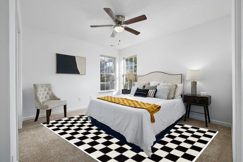 Luxe Weavers Modern Checkered Area Rug Black 8x10 Stain Resistant Carpet for Living Room in White and Yellow Modern Bedroom