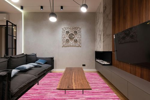 Unique Loom Chindi Cotton Collection Hand Woven Natural Fibers Area Rug_CCH002, 9 ft x 12 ft, Pink/Ivory in Dark Wood Living Room with Black Couch