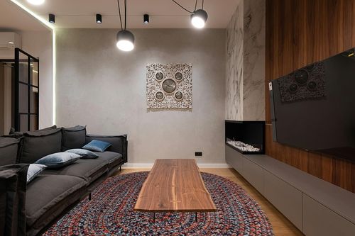 Super Area Rugs Cantebury Handmade Farmhouse Indoor/Outdoor Braided Rug Navy, Light Blue, Red 8' x 10' Oval in Dark Wood Living Room with Black Couch