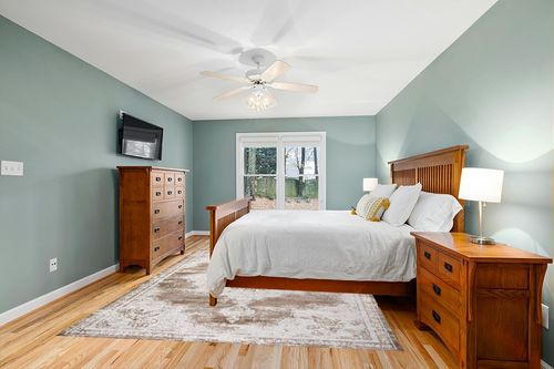 JONATHAN Y MDP400B-8 Alhambra Ornate Medallion Modern Indoor Area-Rug Vintage Bohemian Easy-Cleaning Bedroom Kitchen Living Room Non Shedding, 8 ft x 10 ft, Brown/Cream in Teal and Orange Wood Bedroom