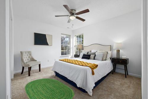 Super Area Rugs Cantebury Handmade Farmhouse Indoor/Outdoor Braided Rug Green Multicolor 4' x 6' Oval in White and Yellow Modern Bedroom