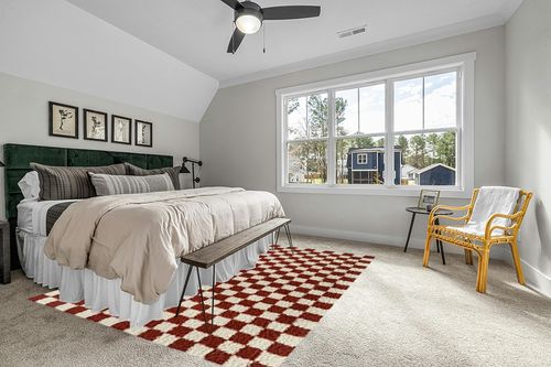 Balta Rugs Oslo Checkered Shag Rug, Red, 8' x 10' in Grey Traditional Bedroom with King Bed