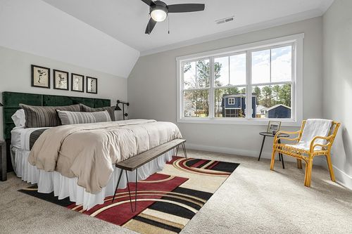 GLORY RUGS Area Rug Modern 8x10 Dark Red Soft Hand Carved Contemporary Floor Carpet with Premium Fluffy Texture for Indoor Living Dining Room and Bedroom Area in Grey Traditional Bedroom with King Bed