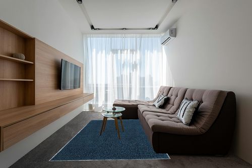 Everyday Shag Rug 6'x9' in Grey Living Room with Brown Couch