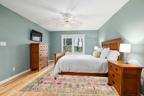 Unique Loom Monterey Collection Vintage Bohemian Inspired with Distressed Tribal Design Area Rug, 9 x 12 ft, Pink/Yellow in Teal and Orange Wood Bedroom