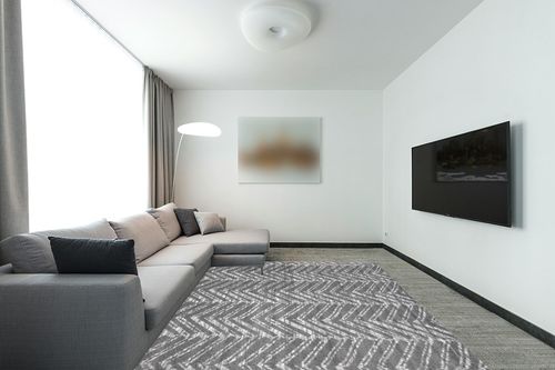 nuLOOM Rosanne Transitional Striped Area Rug, 8x10, Dark Grey in Modern Living Room with Grey Couch