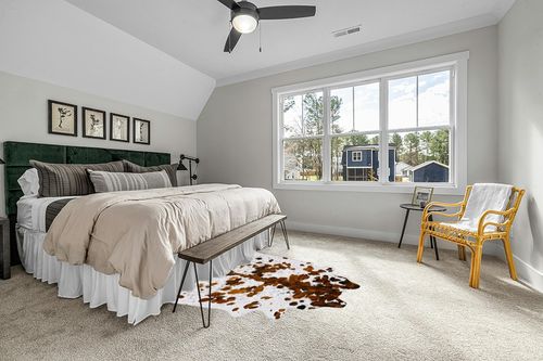 pergamino Ecowhides 100% Genuine Brazilian Cowhide Rug - Tricolor White - Luxury Cowskin Cow Hide Leather Area Rug Home Decor (X-Large) 7 x 6 ft in Grey Traditional Bedroom with King Bed