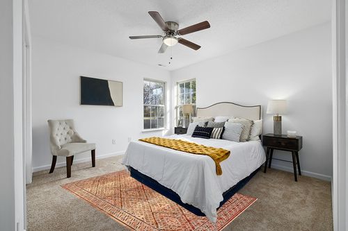 Rugs USA x Prabal Gurung Bagmati Machine Washable Area Rug, 5x8, Orange in White and Yellow Modern Bedroom