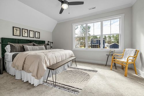 Jamar Black/White Area Rug Foundstone Rug Size: Rectangle 5'3" x 7' in Grey Traditional Bedroom with King Bed