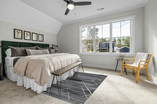 GlowSol Area Rug 5x8 Abstract Line Area Rugs for Living Room,Bedroom,Hallway,Dining Room,Non-Shedding,Non Slip Floor Decoration Carpets,Gray-White,5x8 Feet in Grey Traditional Bedroom with King Bed