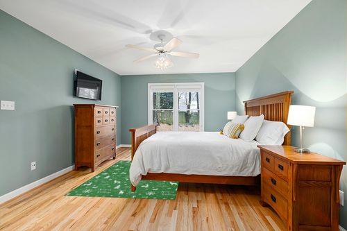 GAOMON Rugs for Living Room Christmas Room Decor Green Area Rug 5x7 Washable Rugs Non Slip Carpet Floor Mat Low Pile Rugs for Bedroom Nursery Classroom Rugs 5'x7' Green in Teal and Orange Wood Bedroom