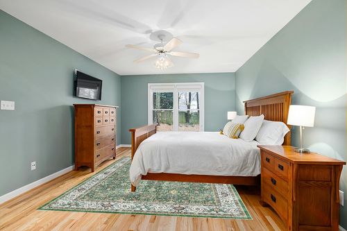 befbee 8x10 Area Rugs for Living Room- Ultra-Thin Stain Resistant Washable Rug, Non-Slip Backing Rugs, Large Room Decor Area Rug (Grass Green,8'x10') in Teal and Orange Wood Bedroom