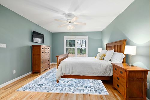 Bloom Rugs Caria Washable Non-Slip 8x10 Rug - Blue Traditional Area Rug for Living Room, Bedroom, Dining Room, and Kitchen - Exact Size: 7'8" x 10' in Teal and Orange Wood Bedroom