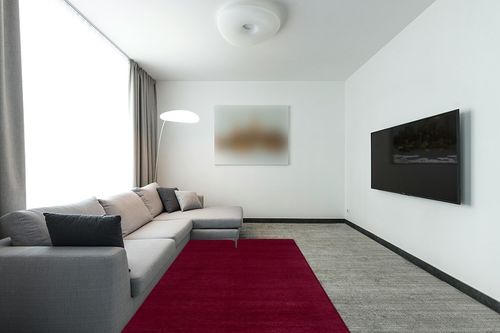 SAFAVIEH Himalaya Collection Area Rug - 5' x 8', Red, Handmade Wool, Ideal for High Traffic Areas in Living Room, Bedroom (HIM610G) in Modern Living Room with Grey Couch