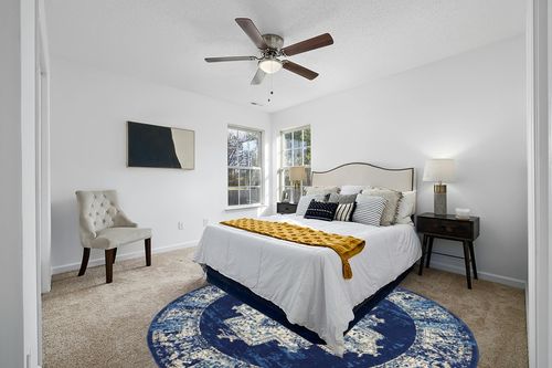 Nourison Grafix Persian Navy Blue 8' x ROUND Area Rug, Easy -Cleaning, Non Shedding, Bed Room, Living Room, Dining Room, Kitchen (8 Round) in White and Yellow Modern Bedroom