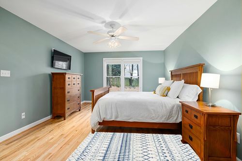 Waukee Moroccan Performance Light Blue Rug Dakota Fields Rug Size: Rectangle 4' x 6' in Teal and Orange Wood Bedroom
