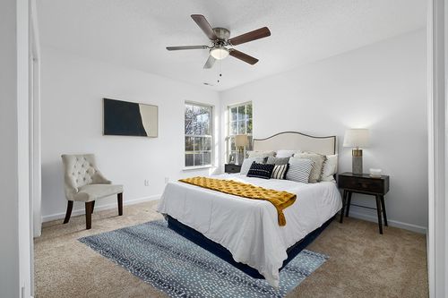 Natural Weave Wallard Design Antelope Cheetah Blue Animal Contemporary Handmade 100% Woolen Area Rugs & Carpets (8x10 ft) in White and Yellow Modern Bedroom
