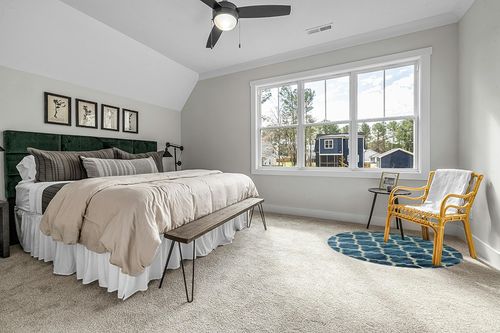 Lahome Moroccan Round Rug - 5'3"Ft Washable Round Bedroom Rug Non-Slip Throw Blue Round Rugs for Living Room Distressed Dinning Room Rug Circle Rug Large Round Carpet for Bathroom Kitchen Office Entry in Grey Traditional Bedroom with King Bed