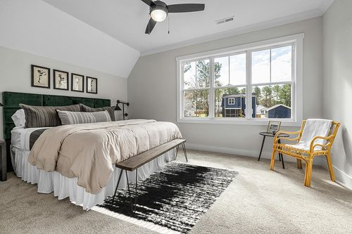 Knupp Abstract Black/White Area Rug Trent Austin Design Rug Size: Rectangle 5'3" x 8' in Grey Traditional Bedroom with King Bed