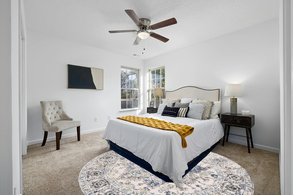 SAFAVIEH Madison Collection Area Rug - 8' Round, Grey & Ivory, Oriental Snowflake Medallion Distressed Design, Ideal for High Traffic Areas in Living Room, Bedroom, Dining (MAD603F-8R) in White and Yellow Modern Bedroom