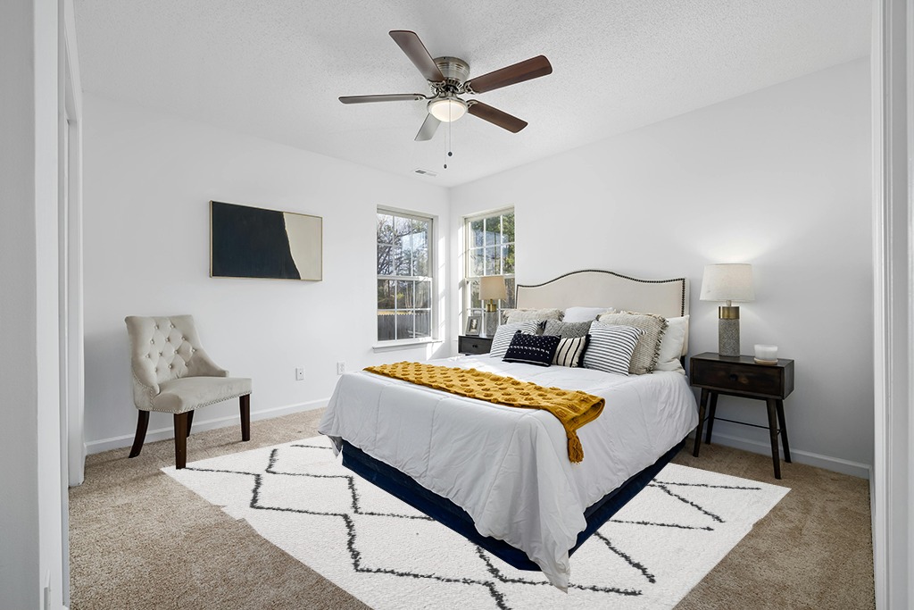 Moroccan Diamond Pattern Indoor Rug 8 X 10 in White and Yellow Modern Bedroom