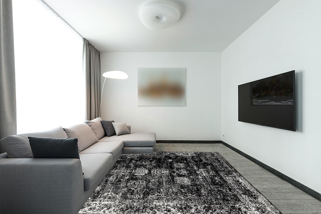 Unique Loom Sofia Collection Area Rug - Casino (7' 10" x 10' Rectangle, Black/ Ivory) in Modern Living Room with Grey Couch