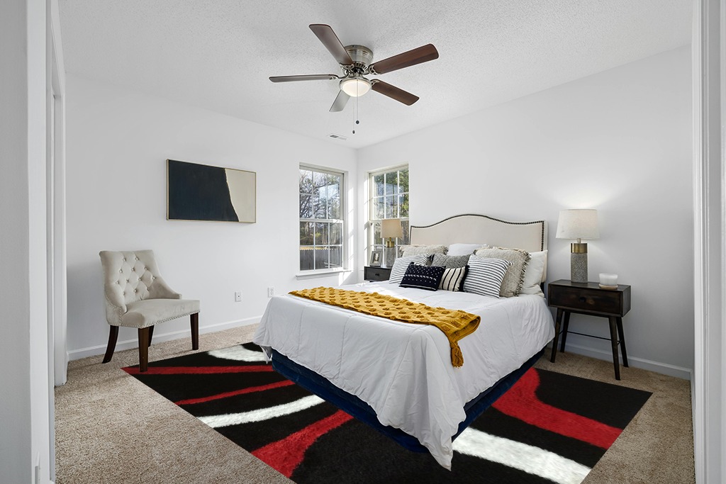 RINOLO "Aria Collection Soft Pile Hand Tufted Shag Area Rug (Black, Red, White, 8' x 11') in White and Yellow Modern Bedroom