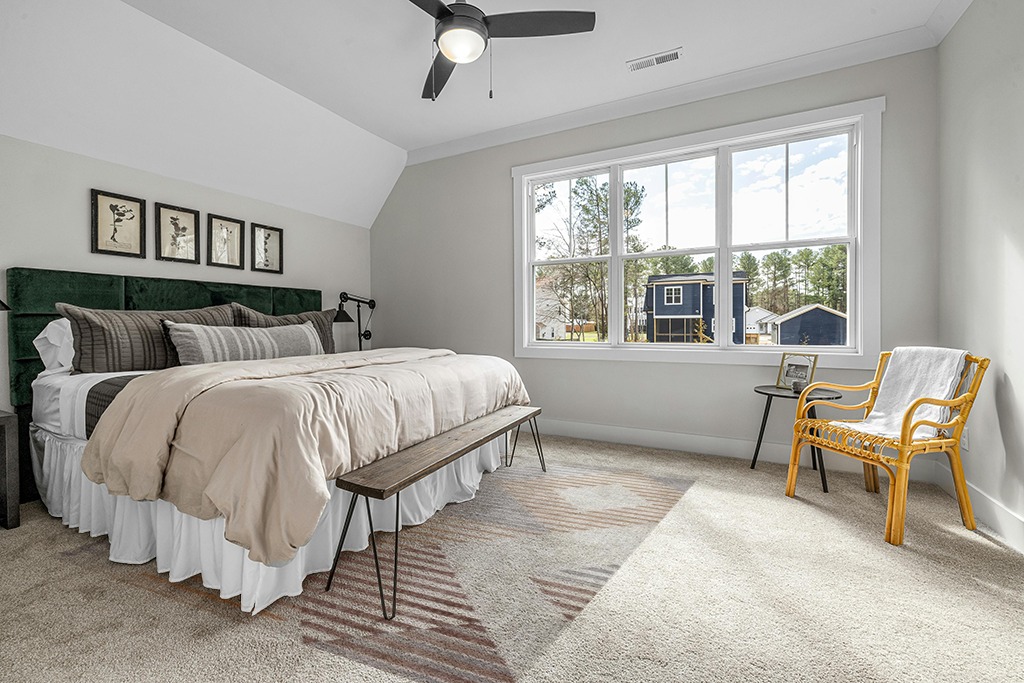 Safavieh Palma Collection Area Rug - 8' x 10', Beige & Light Grey, Mid-Century Modern Geometric Stripe Design, Non-Shedding & Easy Care, Ideal for High Traffic Areas in Living Room, Bedroom (PAM328A) in Grey Traditional Bedroom with King Bed