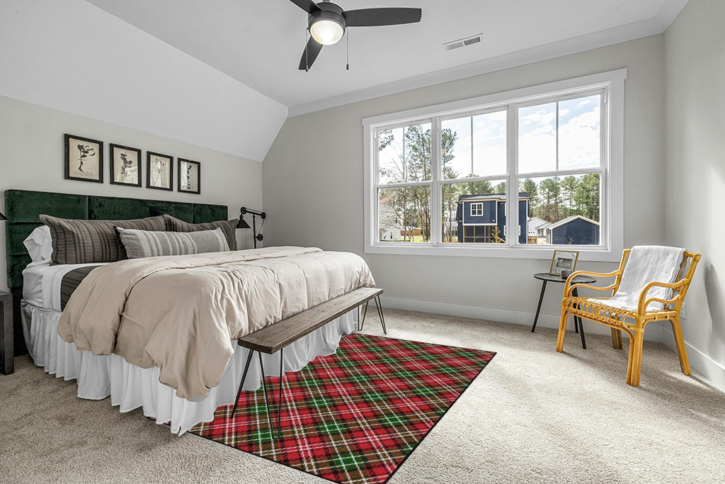 Brumlow MILLS Christmas Plaid Washable Festive Print Holiday Area Rug for Living or Dining Room, Bedroom Carpet and Kitchen Rug, 5'x8', Multicolor in Grey Traditional Bedroom with King Bed