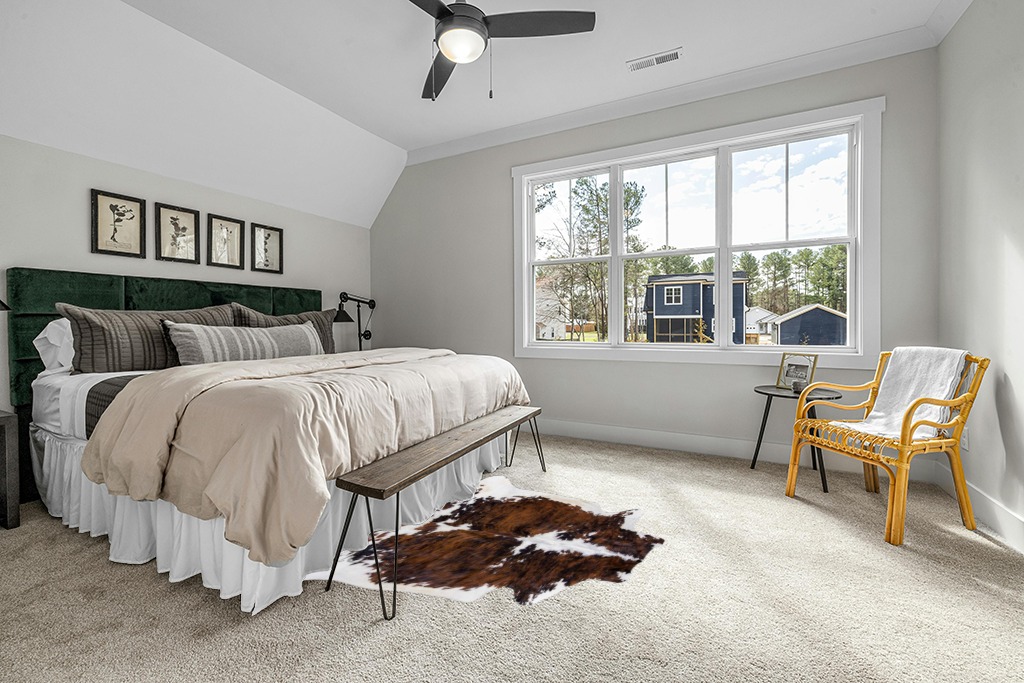 rodeo Genuine Cowhide Rug Large Real Cow Hide Western decortion Cow Rug for Bedroom Living Room Natrual Cow Print Rug for Western Wall Decor Texas Rug 5x7 Feet(150cmx 210cm) TC5X7 in Grey Traditional Bedroom with King Bed