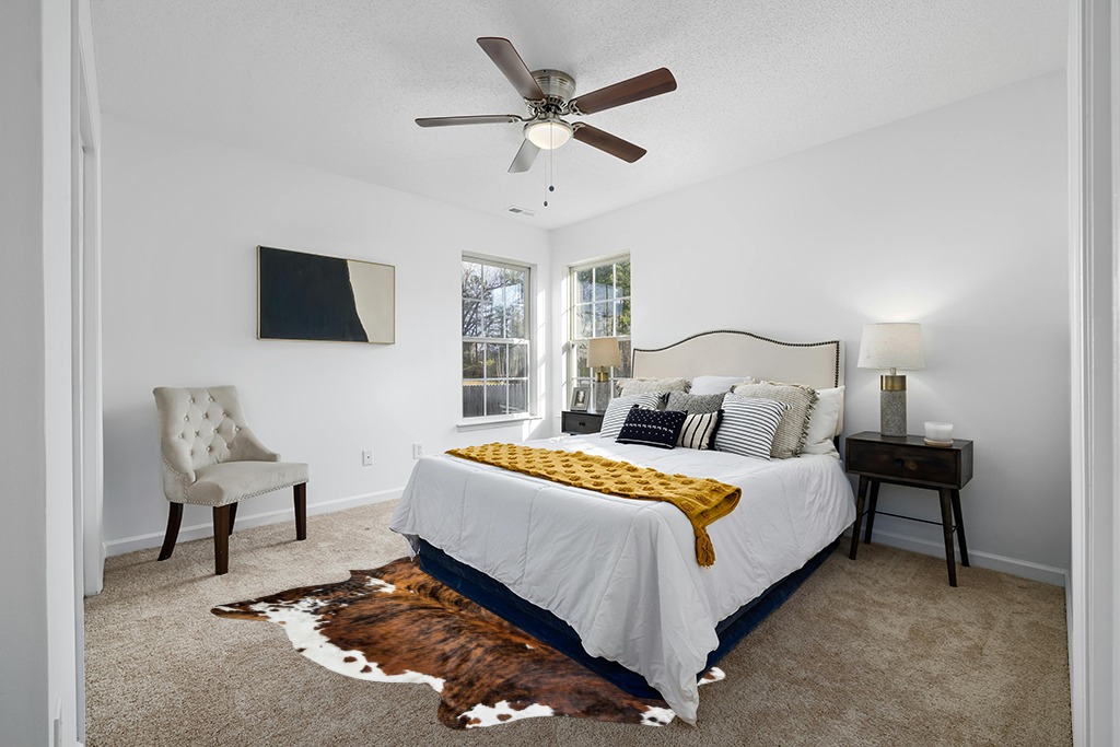 HIDES BAZAAR Brown Brindle Cowhide Rug, Premium Quality Genuine Leather Cow Hide, Brown, Black and White Area Rug (5x7 ft) in White and Yellow Modern Bedroom